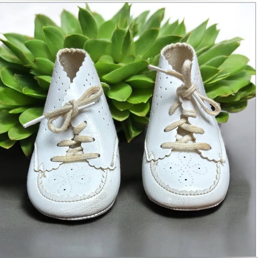 Vintage leather baby shoes